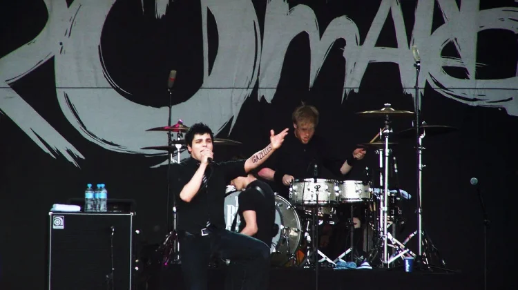 Bukan 'Welcome to The Black Parade', Ini Lagu MCR yang Paling Sering Diputar di Spotify