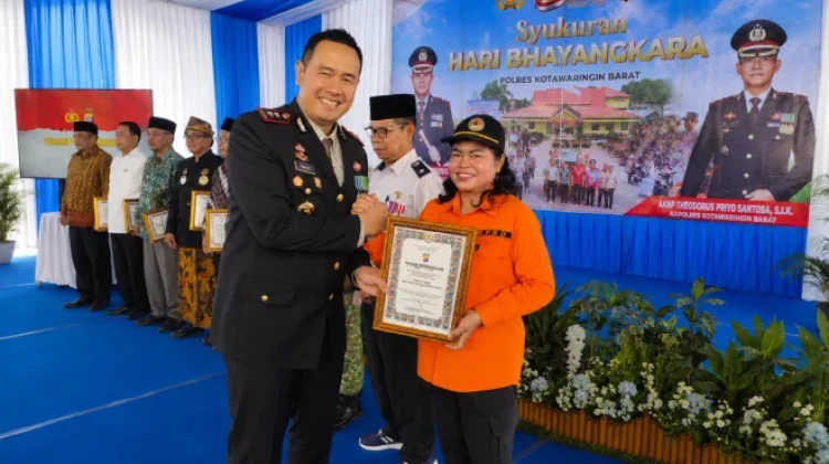 Sukses Kendalikan Karhutla, BPBD Kobar Raih Penghargaan dari Polres