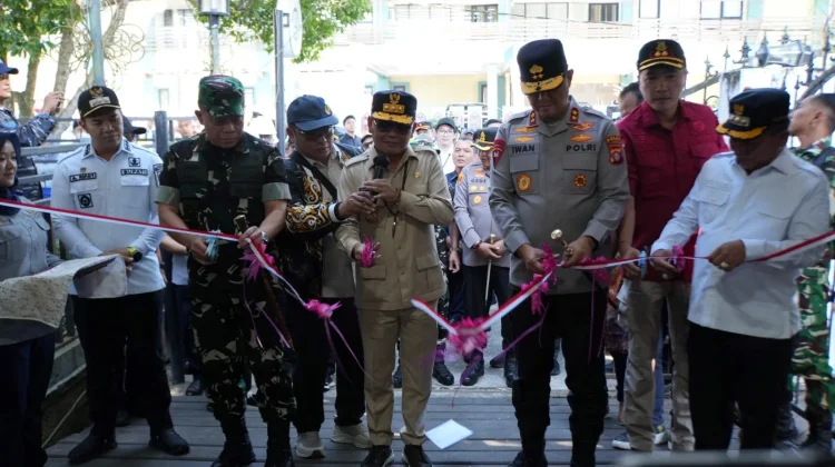 Gubernur Kalteng Resmikan Waterfront City Kapuas