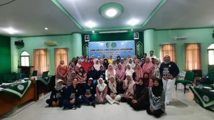 GOW dan Sekolah Lansia Mentari Aisyiyah Gelar Edukasi Pengelolaan Sampah