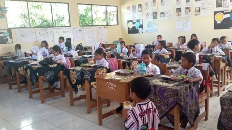 Masa Pengenalan Lingkungan Sekolah Tanamkan Karakter Baik pada Siswa