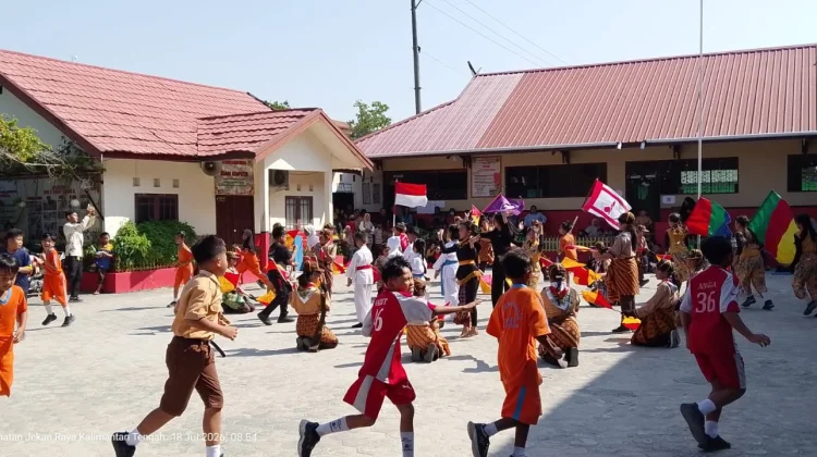 Rangkaian Penutupan MPLS, SDN 5 Bukit Tunggal Gelar Parade Ekstrakurikuler
