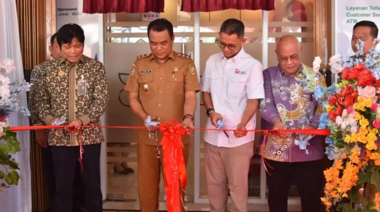 Wakil Wali Kota Palangka Raya Resmikan Cabang Bank Kalteng Kalampangan