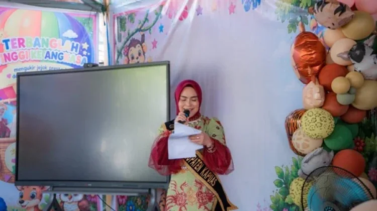 Bunda PAUD Kabupaten Kapuas Tutup Kegiatan MPLS Ceria dan Parenting TK Islamiyah