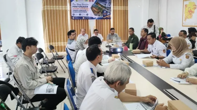 BPBD Kobar Susun Dokumen Kontingensi Tanah Longsor dan Cuaca Ekstrem