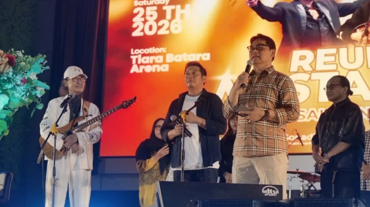 Apresiasi Masyarakat, Bupati Shalahuddin Datangkan Dua Artis Legendaris