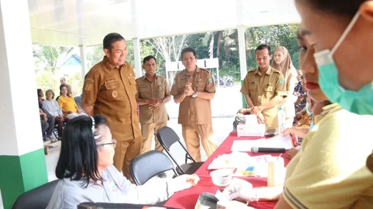 Wabup Pulang Pisau Tinjau Posyandu Lansia Bukit Rawi