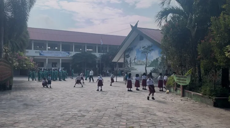 Sekolah di Palangka Raya Perketat Penggunaan Masker Antisipasi Dampak Kabut Asap