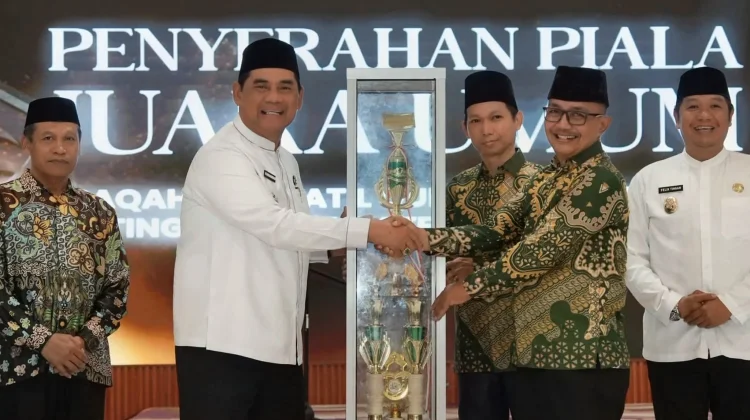 Bupati Tutup MTQH, Kecamatan Teweh Tengah Wakili Barito Utara Juara Umum
