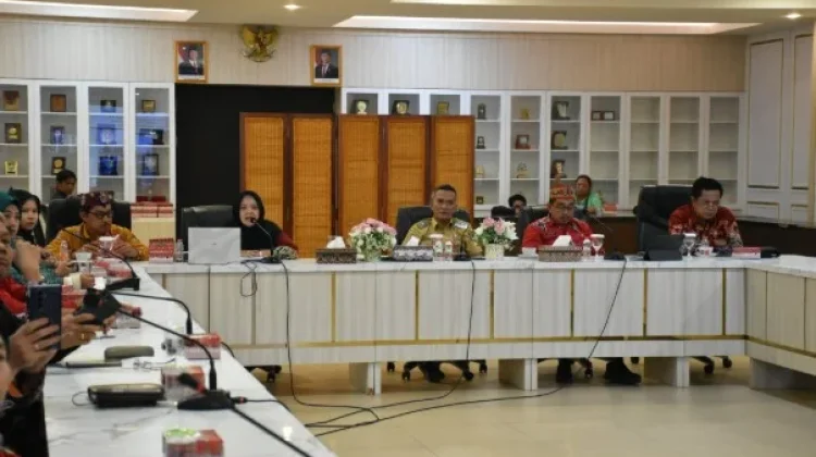 Pemkab Kapuas Berikan Pendampingan Calon Juara Lomba Desa dan Kelurahan 2026