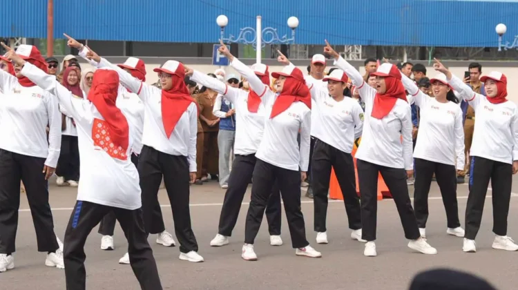 Lomba Gerak Jalan Barito Utara Momentum Semangat Persatuan