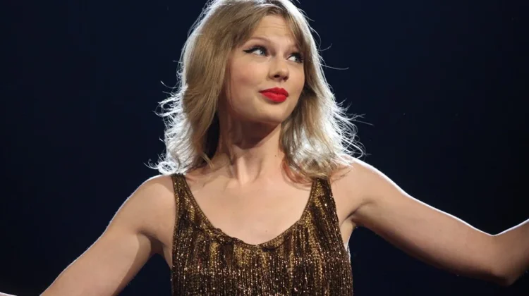 Lirik Lagu August, Single Lawas Taylor Swift