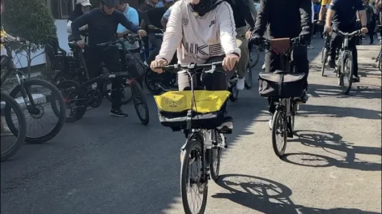 Gowes Pagi, Bupati Kobar Sidak Antrean Panjang BBM di SPBU