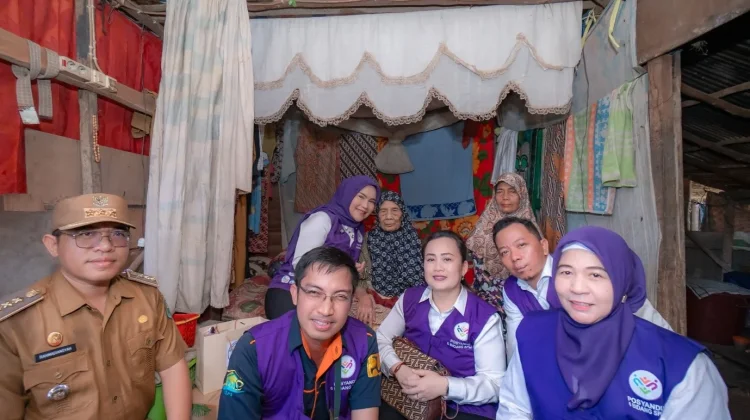 Ketua Tim Pembina Posyandu Kapuas Tinjau Implementasi Posyandu 6
