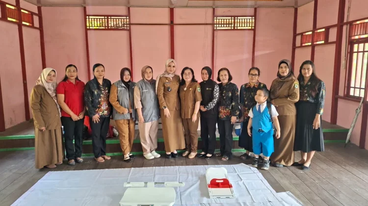 Kegiatan Posyandu Balita dan Lansia Melati 1 Kelurahan Dahirang Tertib dan Lancar