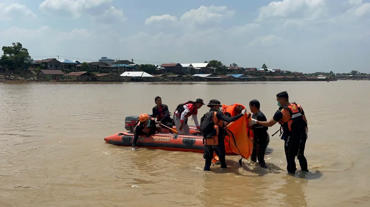 BPBD Palangka Raya Ingatkan Waspada saat Beraktivitas di Sungai Kahayan