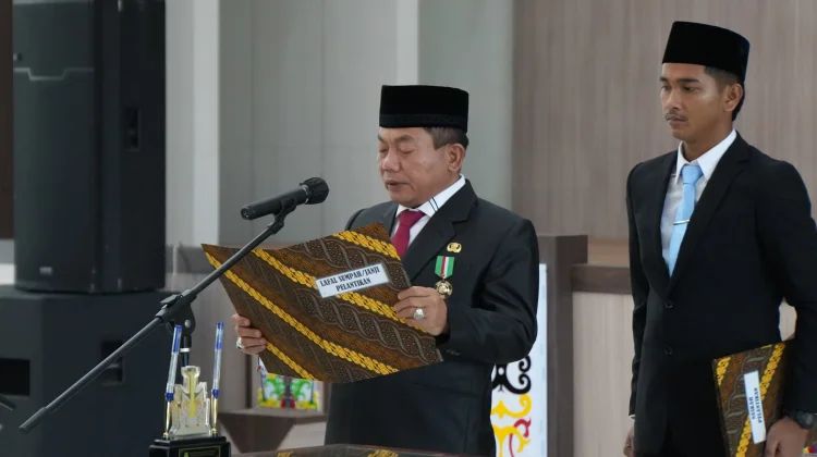 Lantik 106 Pejabat Manajerial dan Kapus, Bupati Kapuas Tekankan Pelayanan Publik