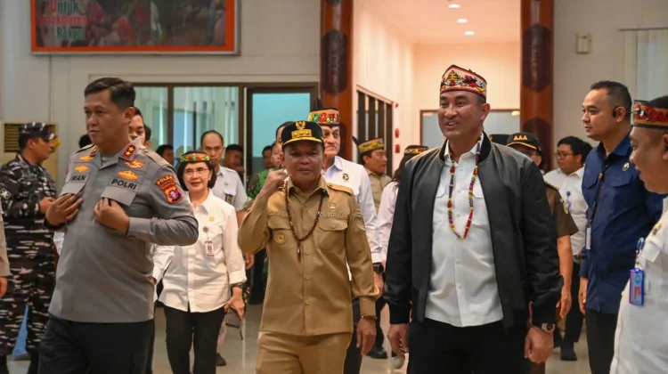 Disambut Prosesi Adat, Kepala BNN RI Kunjungi Kalteng Perangi Narkotika