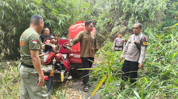 Taman Wisata Alam Bukit Tangkiling Terbakar, Polsek Bukit Batu Turun Tangan