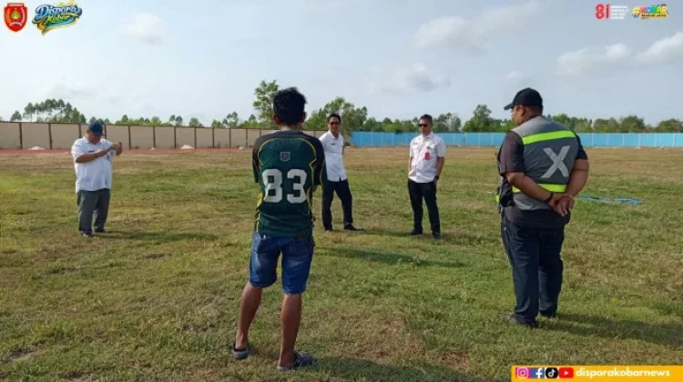 Dispora dan PUPR Kobar Tinjau Stadion Sport Center Pangkalan Bun