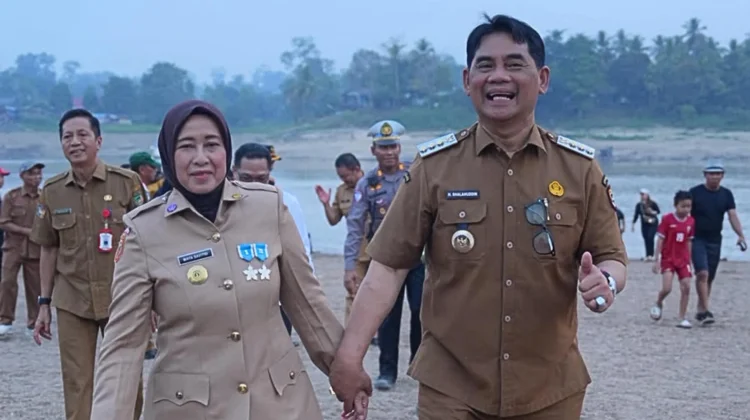 Bupati Shalahuddin Kunjungi Wisata Dadakan Sungai Barito
