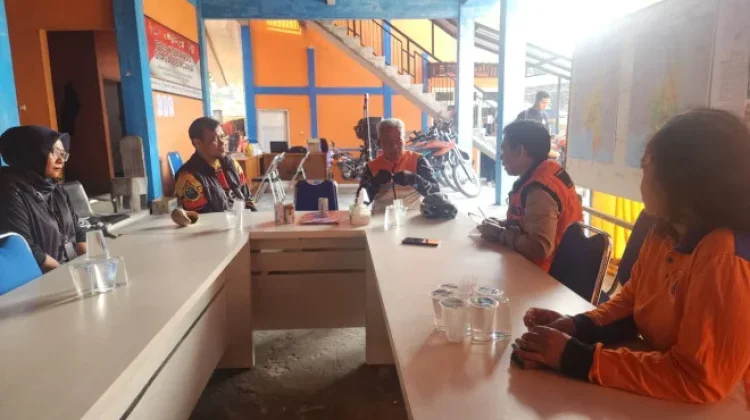 Pantau Posko Karhutla, Wabup Kobar Suyanto Cek Kesiapan Tim