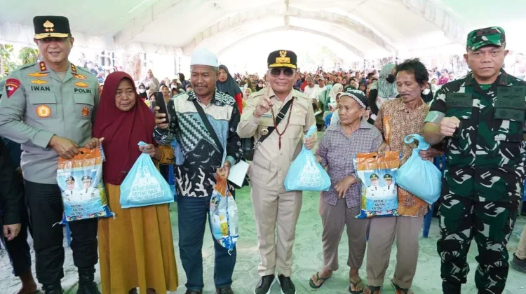 Gubernur Kalteng Gratiskan 4.000 Paket Sembako di Sampit