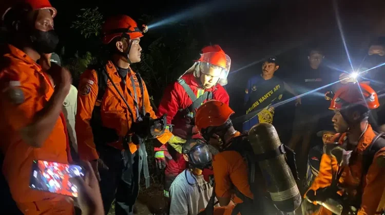 Basarnas Palangka Raya Selamatkan Warga dari Kepungan Asap