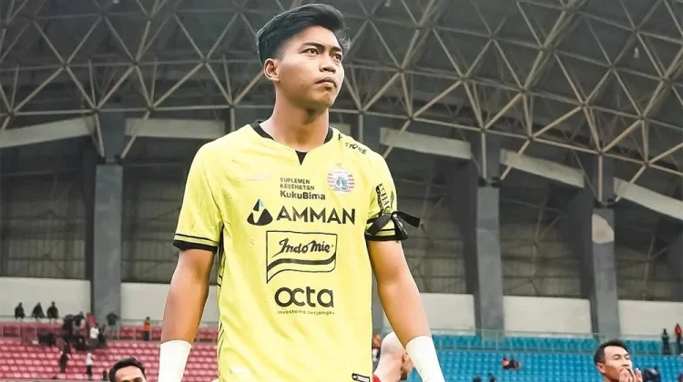 Eks Kiper Persija Adre Arido Resmi Gabung Isenmulang Kalteng FC