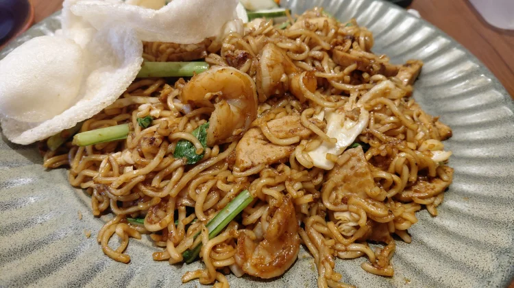 Mie Goreng Seafood, Perpaduan Gurih Mie dan Segarnya Hasil Laut