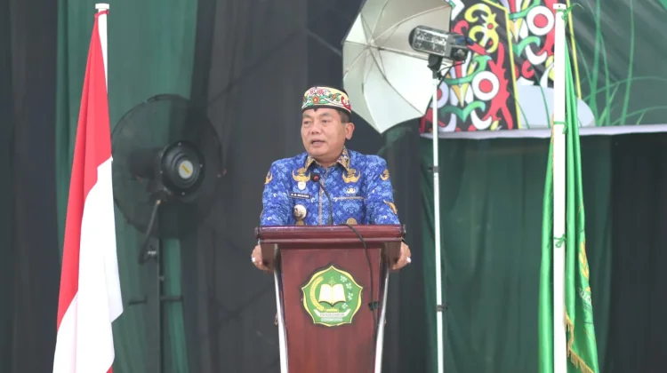 Hadiri Wisuda STAI, Bupati Kapuas Tekankan Pentingnya Integritas Lulusan