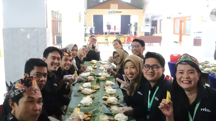 Budaya Makan Liwetan Menjadi Salah Satu Tradisi Kuliner Indonesia