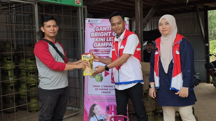 Subsidi Tepat Sasaran, Pertamina Layani Penukaran Bright Gas di Desa Terantan