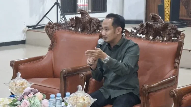 Wali Kota Palangka Raya Kerahkan Kepala OPD Bantu Padamkan Karhutla
