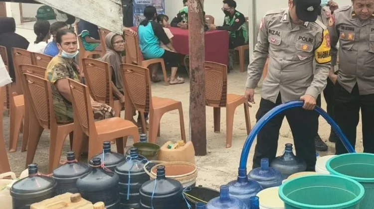Peduli Kesehatan Warga dan Distribusikan Air Bersih Sampai ke Pelosok BUNTOK
