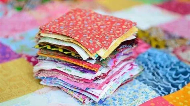 Kain Perca Baju Bekas Bernilai Ekonomis dan Kurangi Sampah Tekstil