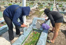 Masuki Ramadan, Kuburan Muslim di Palangka Raya Dipadati Peziarah