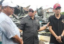 Wakil Ketua DPRD Kalteng Kunjungi Korban Kebakaran Mendawai