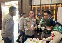 Biddokes Polda Kalteng Periksa Urine Seluruh Anggota Polisi