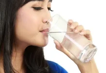 Kurang Minum saat Puasa Picu Dehidrasi