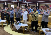 Seragam Siswa Kalteng Disamakan saat Peluncuran Program Pendidikan
