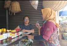 Obat Herbal Tradisional Kalimantan, Warisan Usaha yang Dipertahankan
