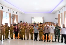 Pj Sekda Barsel Dampingi Tim Penyaluran KHBS