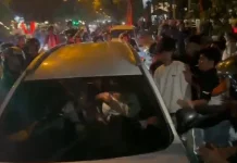 Balap Liar saat Sahur, Pengendara Mobil Melintas Hampir Diamuk Massa