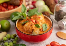 Nilai Gizi Opor Ayam, Menu Wajib saat Lebaran