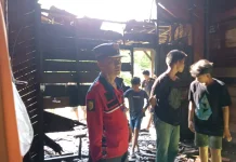 Diduga Ulah Anak-Anak Main Petasan, Rumah Kayu Jalan Matal Terbakar
