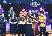 35 Tahun Mengabdi, Leonard S. Ampung Memasuki Masa Purnatugas