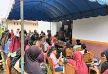 Penyaluran Bantuan Pangan Kantor Kelurahan Diawasi Polsek Sabangau