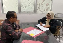 Kepala RRI Palangka Raya Tandatangani Naskah Perjanjian Hibah Pagar Pemancar RRI