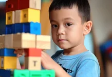 Pentingnya Dukungan dan Ruang Berkembang Bagi Anak Autisme di Sekolah